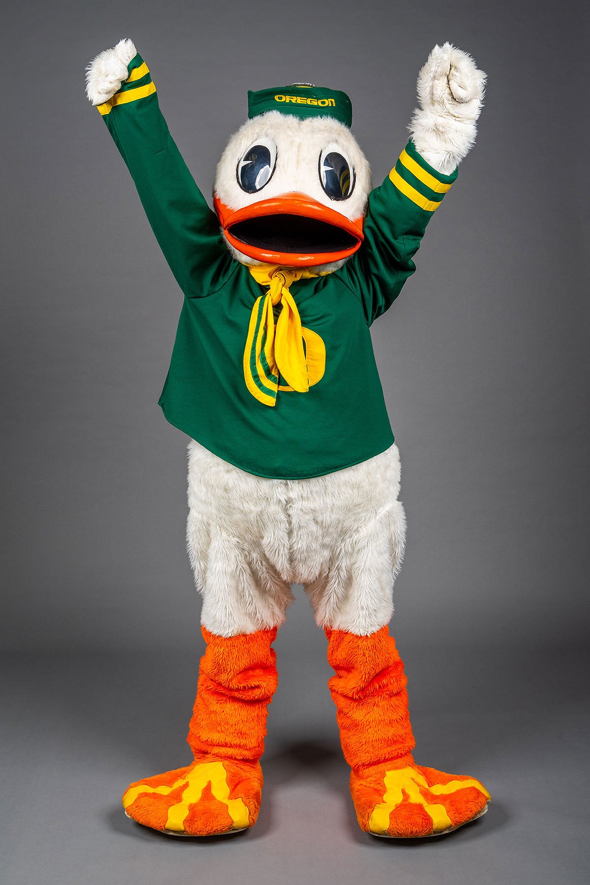 Oregon Duck cheering