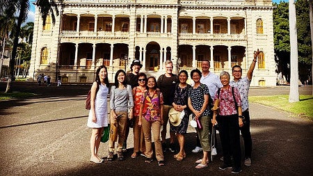 The Environment Initiative partnered with APRU Sustainable Cities and Landscape Hub (APRU SCL) to support students traveling to Honolulu to explore place-based climate resilience solutions across the Pacific Rim.