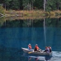 ELP 2015-2016 people in rowboat on lake