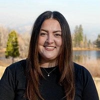 Madison Jones, Multicultural Academic Counselor