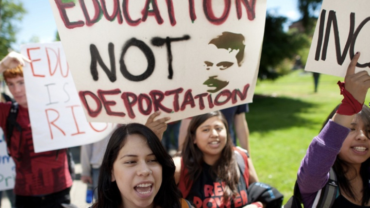 Group of students at an immigration rights rally