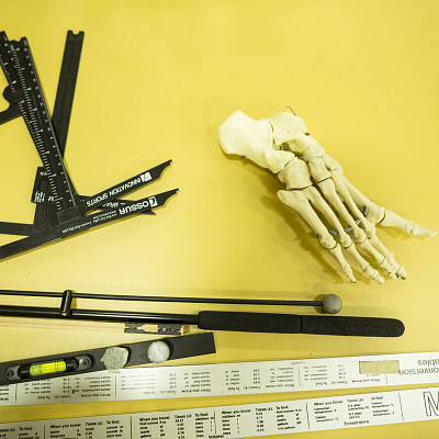 Foot skeleton and measurement tools