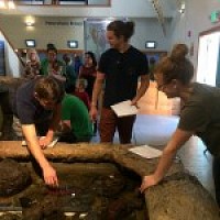 ELP 2016-2017 students at aquatic museum exhibit
